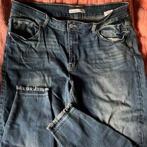 Like new KanCan women’s jeans, size 22